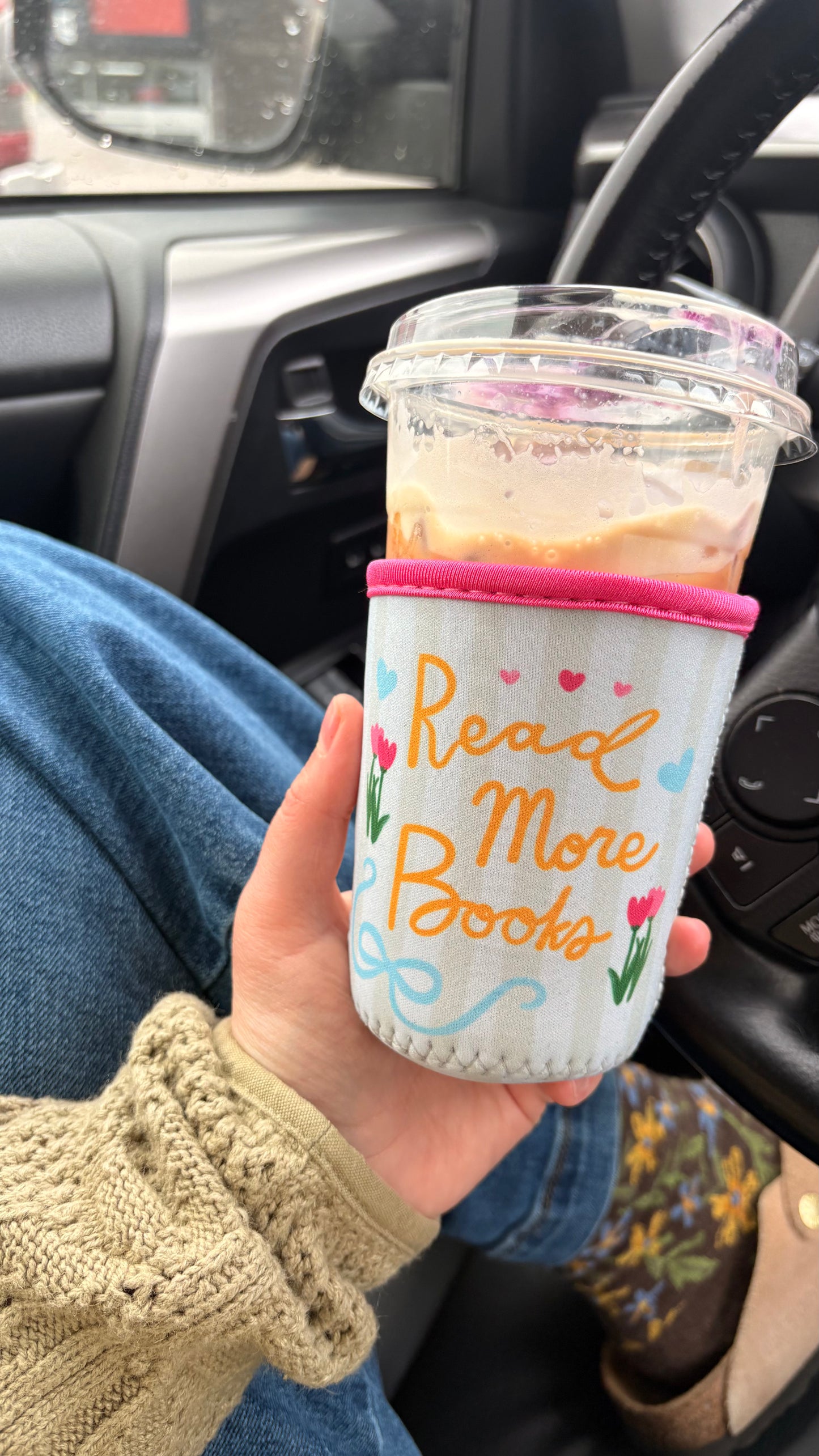 Read More Books Tulips Drink Sleeve