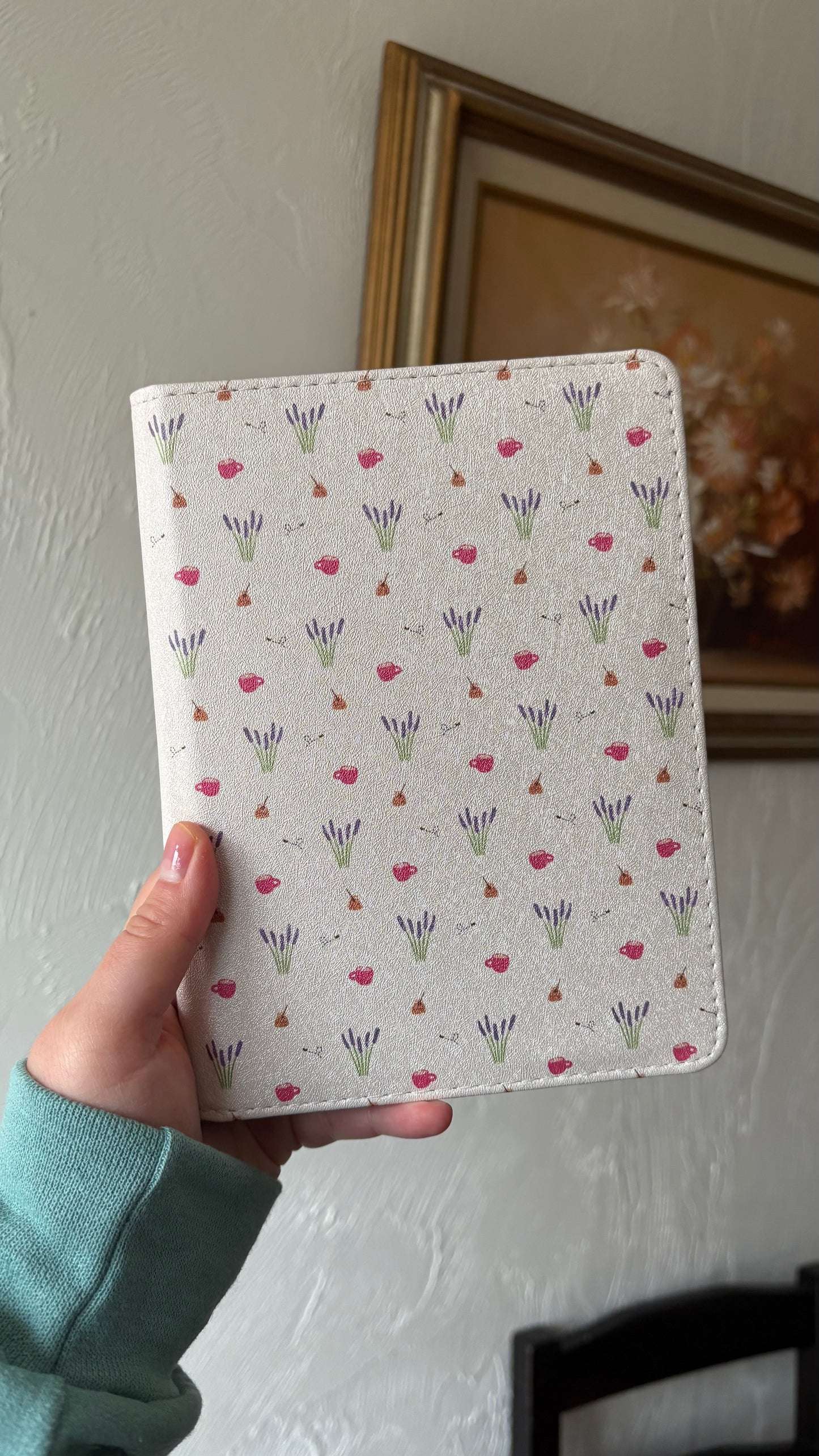 Lavender Latte Kickstand Kindle Case