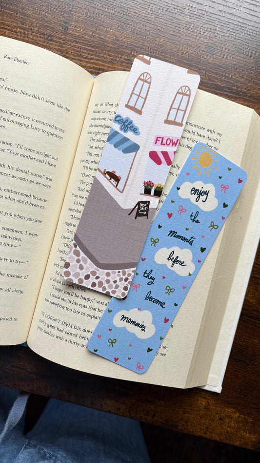 Tulip Town Linen Bookmark Set
