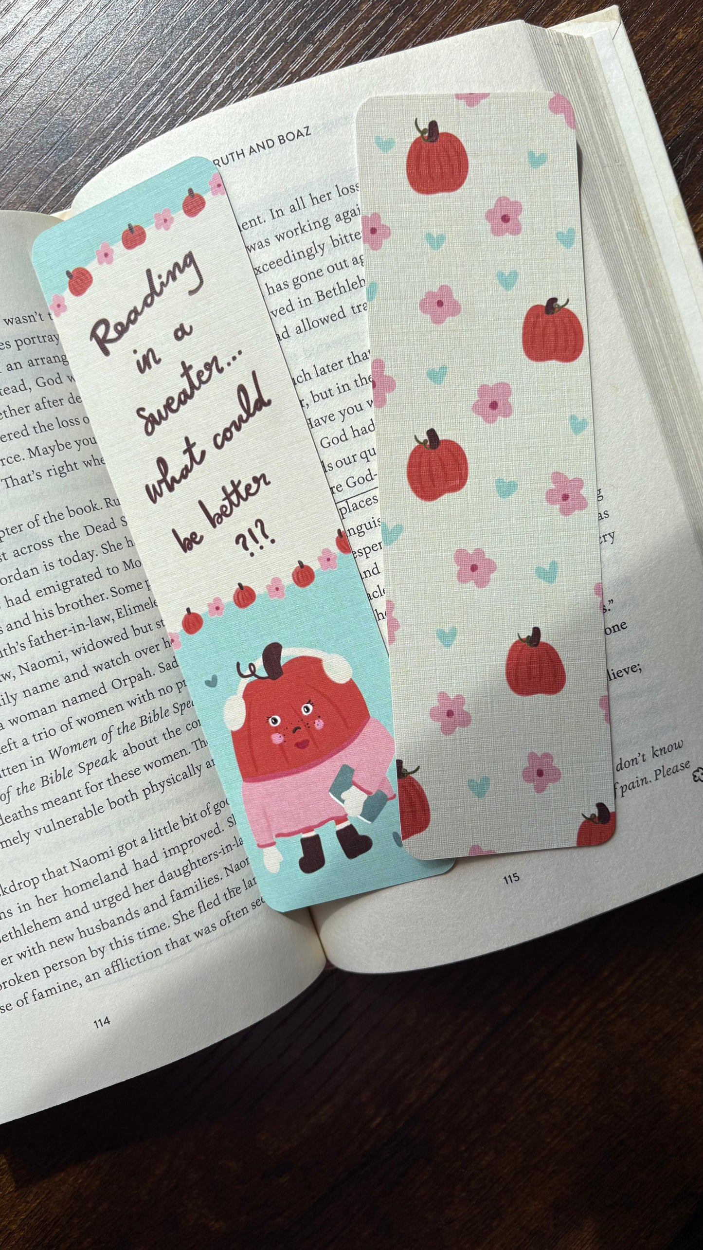 Reading in a Sweater Pumpkin Linen Bookmark Set