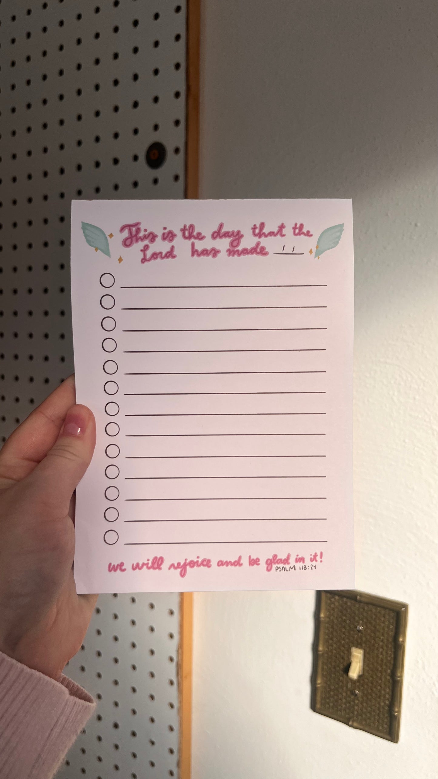 This is the Day To Do Lists Notepad